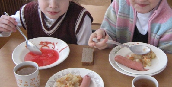 Борщ без мяса и кишечная палочка в «на добавку»