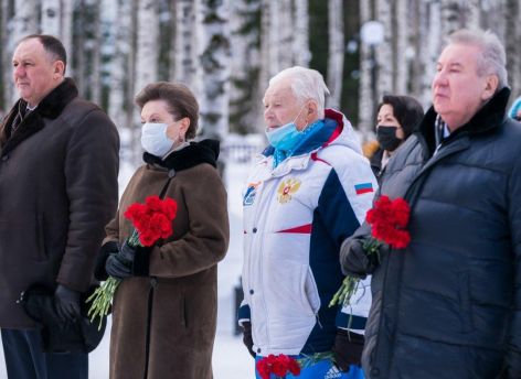«С праздником сильных, смелых, добрых людей» – в Югре чествовали защитников Отечества