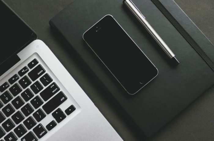 Ноутбуки Apple подорожали на 46–142% в России за три недели