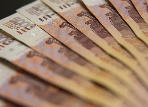 Пьяный водитель из Тюменской области пытался дать взятку в 500 рублей сотруднику ДПС