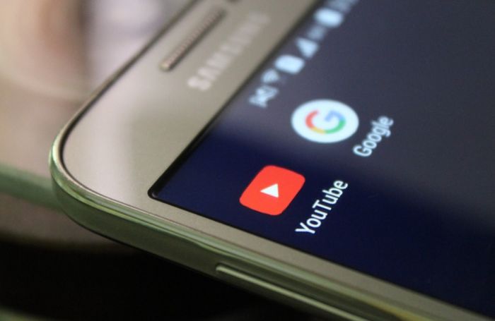 ​Захарова: YouTube «подписал себе приговор»