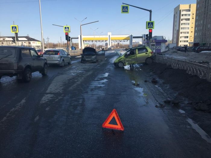Пожилая вартовчанка не уступила дорогу и спровоцировала аварию