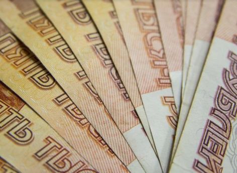 В Югре «курьер министра финансов» оставила пенсионерку без денег