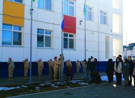 В Ханты-Мансийске ученики гимназии №1 заложили новую традицию
