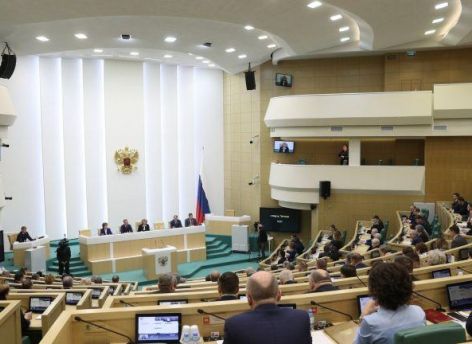 Сенаторы от ХМАО попали в санкционный список Великобритании