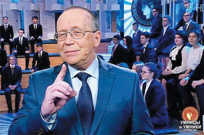 ​Юрий Вяземский приехал на финал олимпиады «Умницы и умники в Югре»
