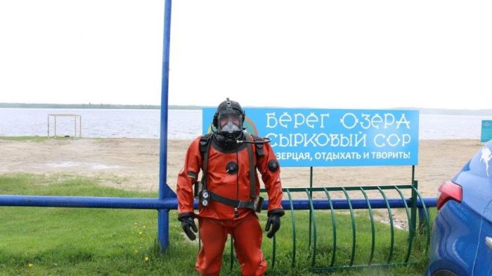 Югорчане очистили от мусора самое глубокое озеро в округе