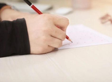 Четверть выпускников в Сургутском районе провалили ЕГЭ по химии