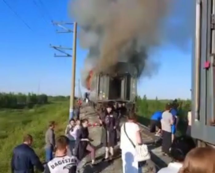 ​СМИ: югорчане обезвредили поджигателя поезда в ЯНАО