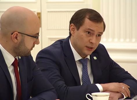 ​Замгубернатора Югры Азат Ислаев рассказал президенту про мост через Сургут и удивил неочевидным фактом про речные перевозки