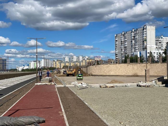 В Нижневартовске продолжается благоустройство набережной