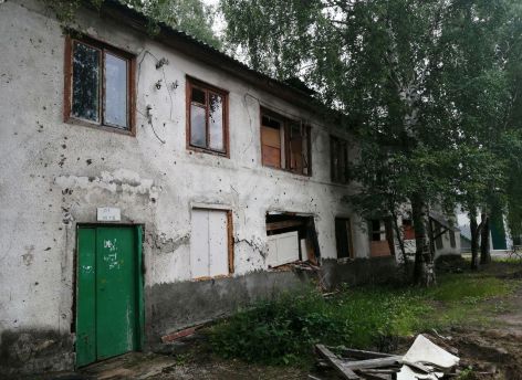 Сургут проводит большую работу по сносу и расселению аварийных домов