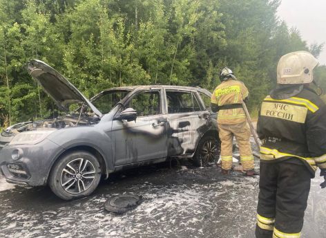 В Ханты-Мансийске на заправке взорвался автомобиль – пострадали супруги