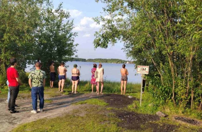 Отдыхающим на Черной речке в Сургуте посоветовали сдать анализы на паразитов