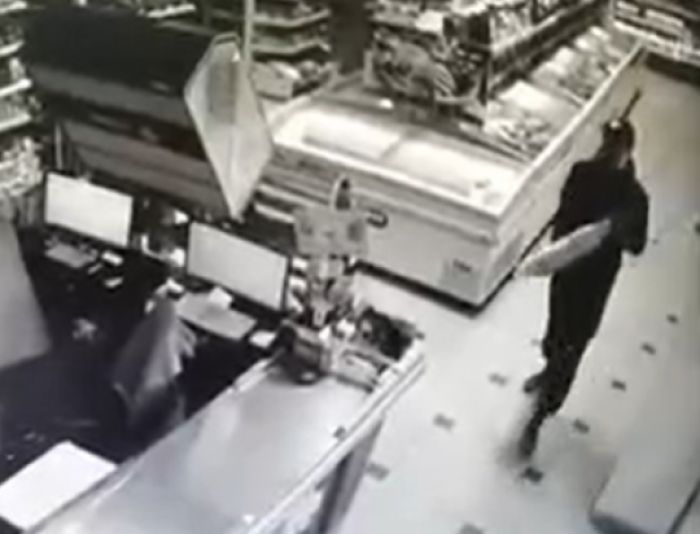 Метровую семгу украли из магазина Нижневартовска