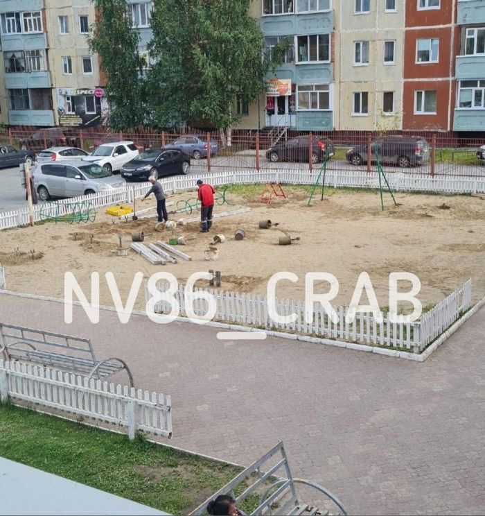В Нижневартовске владелец ТЦ демонтировал игровую площадку, чтобы дальше продавать алкоголь