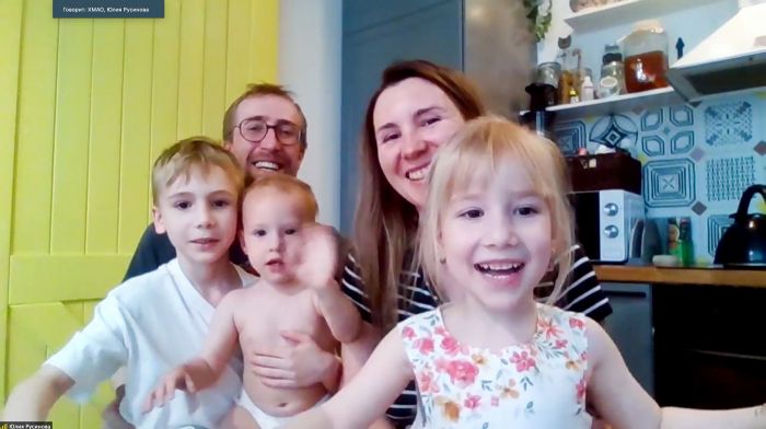 ​За десять лет количество многодетных семей в Югре выросло в 3,5 раза