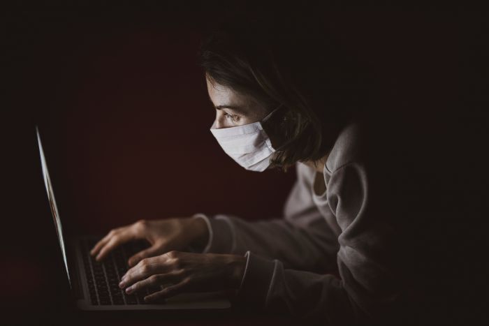 Чаще всего югорчане не уходят на больничный из-за удаленной работы