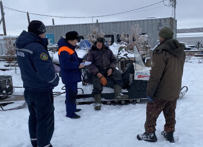 Пять человек провалились под лед за десять дней в ХМАО