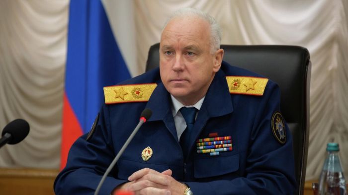 Бастрыкин взял на контроль ситуацию с расселением аварийного дома в Югре