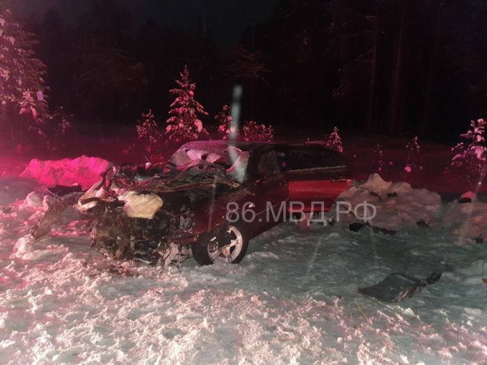 ​В Сургутском районе в ДТП погибли женщина и младенец - возбуждено уголовное дело