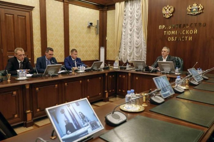​Александр Моор дал ряд поручений после личного приема граждан