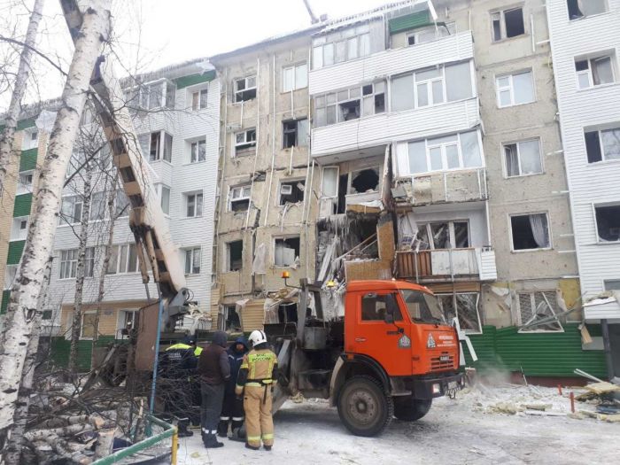Двое пострадавших в ЧП в Нижневартовске остаются в тяжелом состоянии