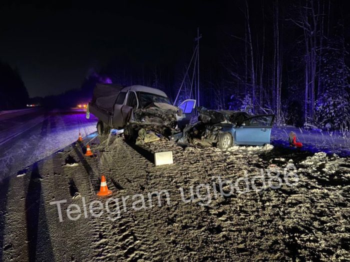 ​Двое молодых мужчин погибли в ДТП на югорской трассе