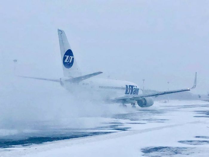 ​Utair запускает рейсы из Сургута в Армению и Азербайджан