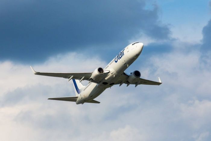 ​Самолет Utair вернулся в аэропорт Тюмени из-за неисправности