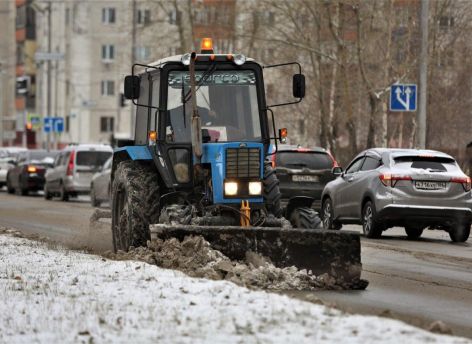 С зимних улиц Сургута вывезли почти 80 тысяч кубов снега за каникулы