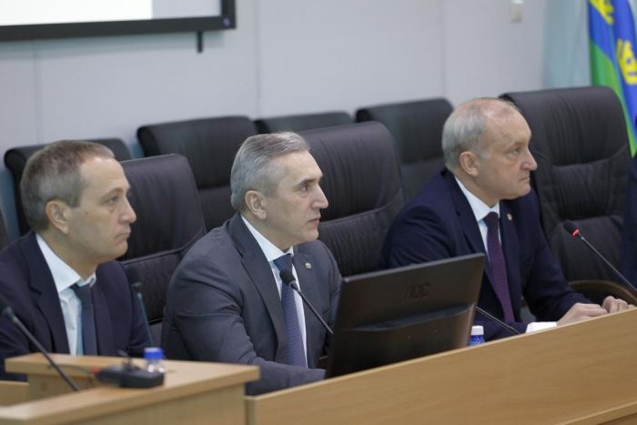 ​Александр Моор назвал взаимодействие судов и властей Тюменской области конструктивным