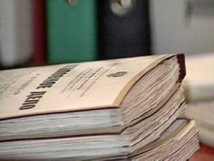 На двух вартовчан завели уголовное дело за нападение на полицейских