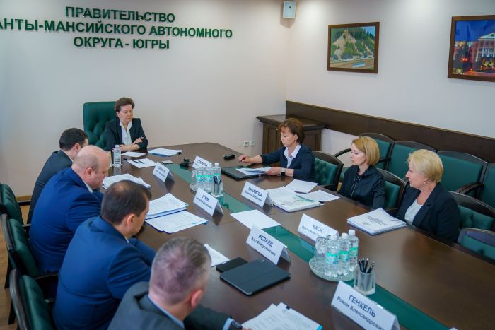 ​Омбудсмены Югры за год получили более 6,5 тысяч обращений