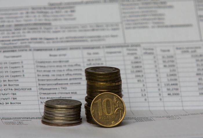 Около 50% югорчан не проверяют правильность начислений платы за ЖКУ