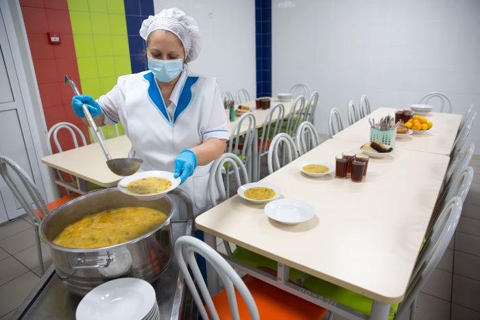 ​Федеральные чиновники оценили систему школьного питания в Югре