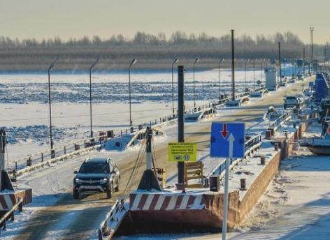 В Югре из-за потепления закрывают наплавные мосты через Обь