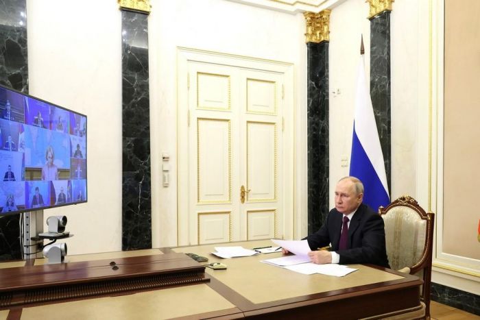 ​Александр Моор доложил президенту Владимиру Путину о мерах поддержки пострадавших от природных пожаров
