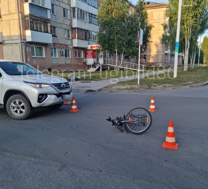 В ХМАО автомобилист сбил ребенка на велосипеде