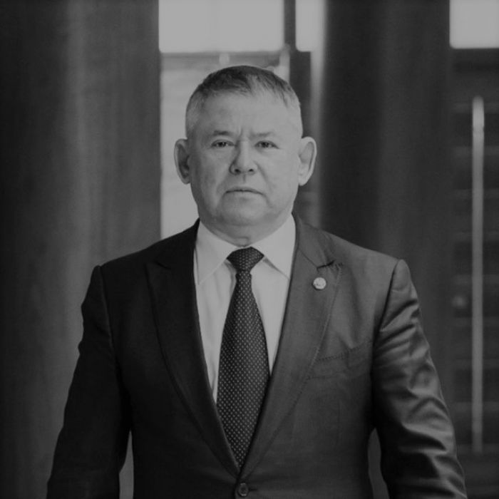Глава Мегиона Олег Дейнека скончался 