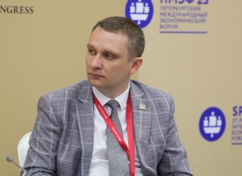 Директор театра имени Вахтангова высказался об уходе главы депкультуры Югры