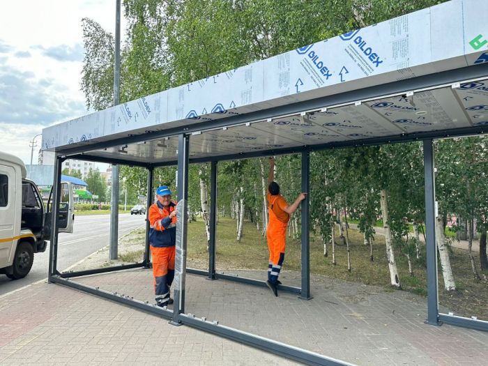 В Сургуте установят два десятка новых остановочных комплексов