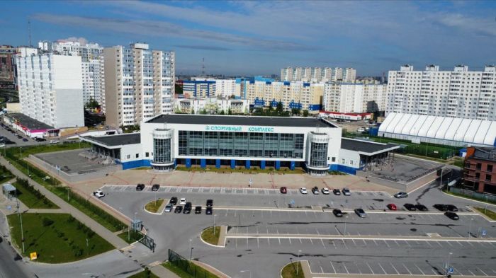 В крупном спорткомплексе Сургута установили энергоэффективные светильники