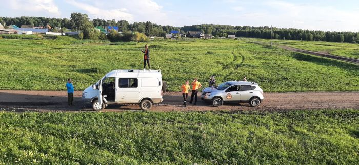 В Тюменской области заблудившийся грибник заснул в лесу и не услышал, как его искали