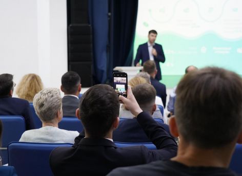 Представители бизнеса и власти Югры собрались в Сургуте, чтобы «сверить часы»