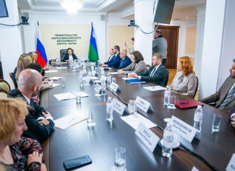 Претенденты на посты директоров департаментов культуры и спорта Югры попали в окружной кадровый резерв