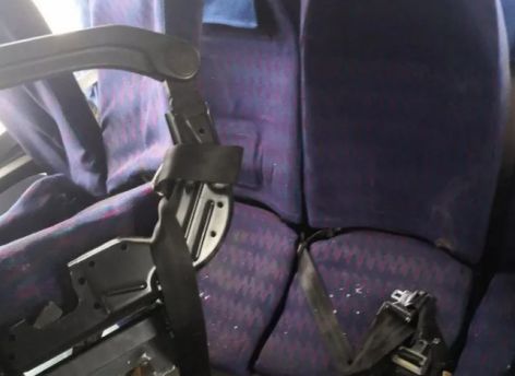 В Югре пассажира попавшего в ДТП автобуса зажало между креслами
