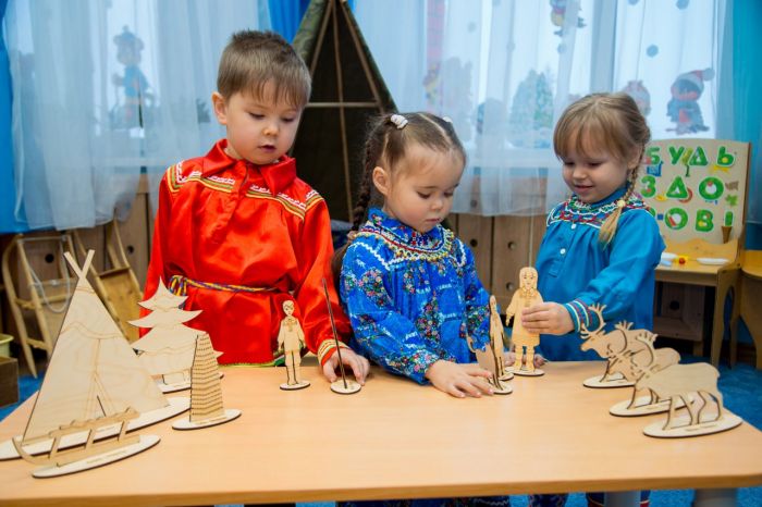 ​Мастерская из села Казым популяризирует культуру коренных народов через деревянные игрушки