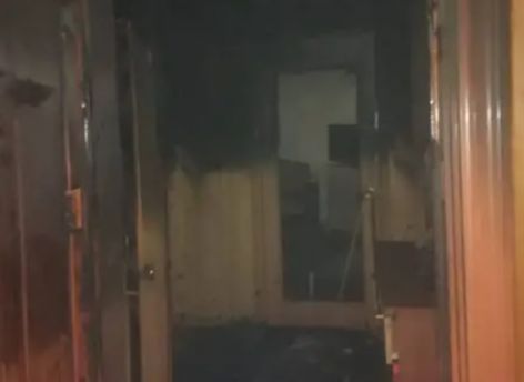 В югорском поселке два человека задохнулись во сне при пожаре