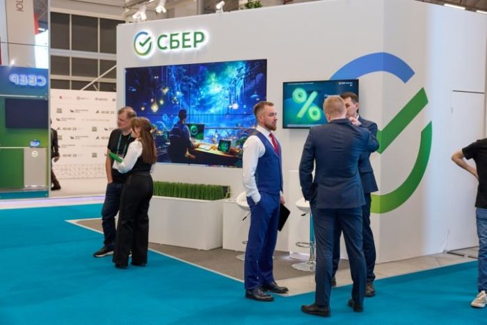 ​Сбер поделился опытом ESG-трансформации и представил передовые сервисы на Югорском экономическом форуме